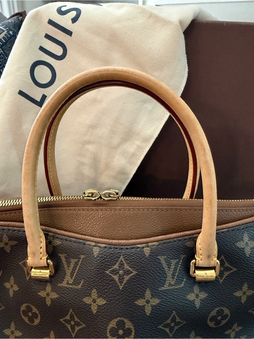 Authentic Louis Vuitton Monogram Pallas Shoulder Bag with strap - Picture 8 of 16